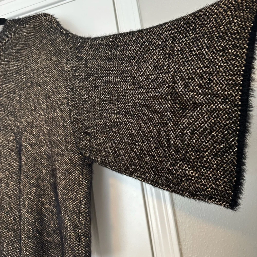 The Softest Women's Sleeping on Snow Metallic Shawl - Picture 5 of 11